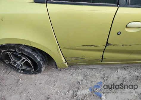 2004 Saturn Ion Level 2 from USA, damaged, VIN 1G8AN12F54Z208903